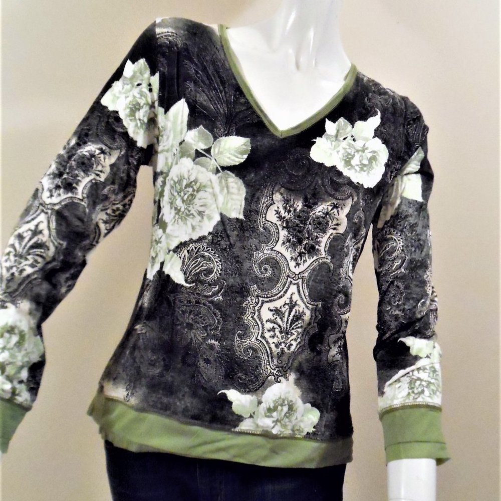 BEUTLER TOP VISCOSE/LYCRA NEW WITH TAG